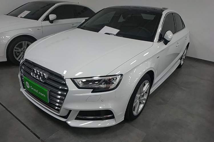 Used Audi A3 2020 Limousine 35 TFSI Fashion Edition China VI Emission Standard Guazi used car, China used car export, Used car for sale, Used  cars, Cheapest cars for sale