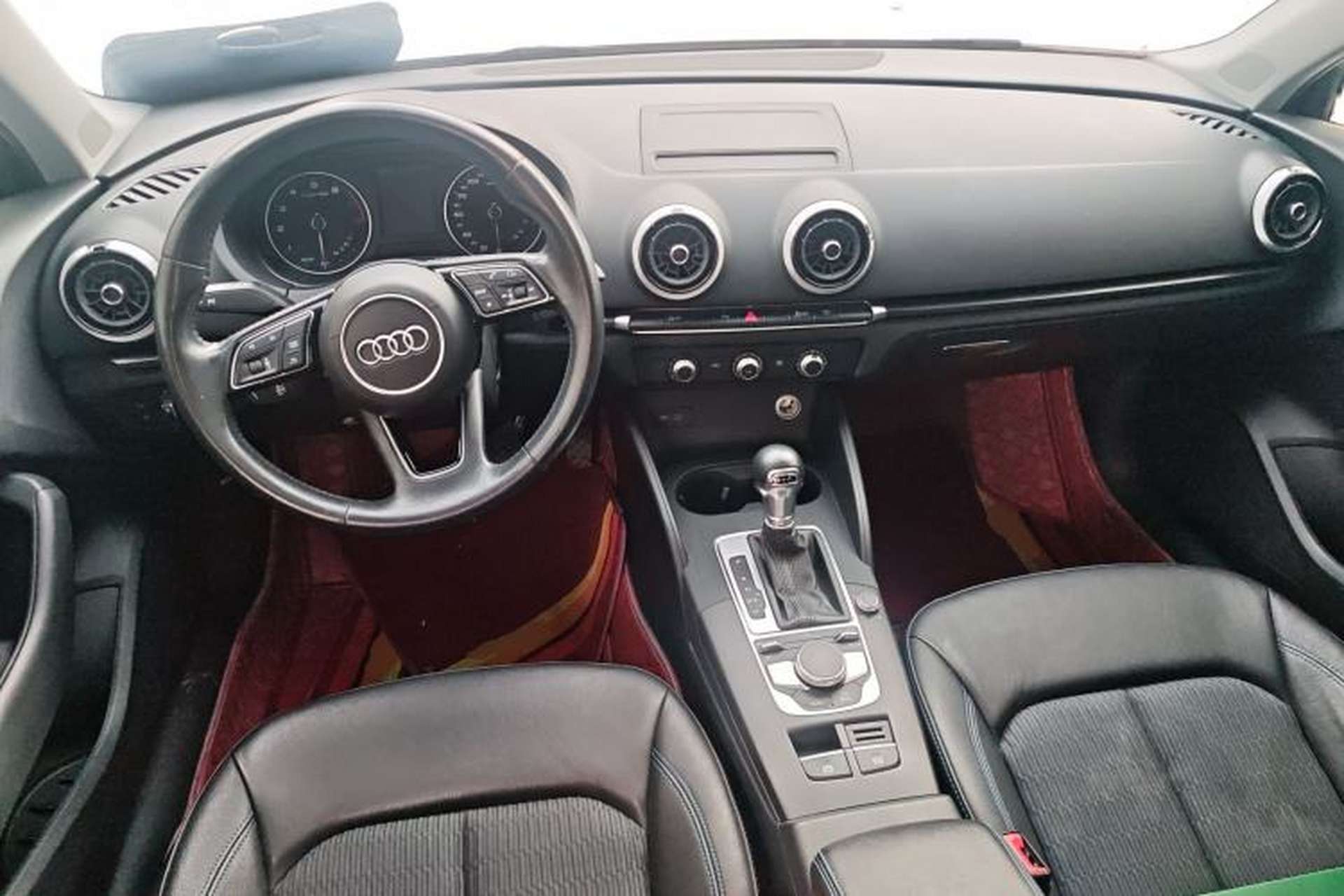 Used Audi A3 2020 Limousine 35 TFSI Fashion Edition China VI Emission Standard Center Console