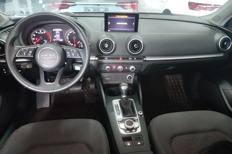Used Audi A3 2020 Restyled Limousine 35 TFSI Ambition Version China VI Center Console