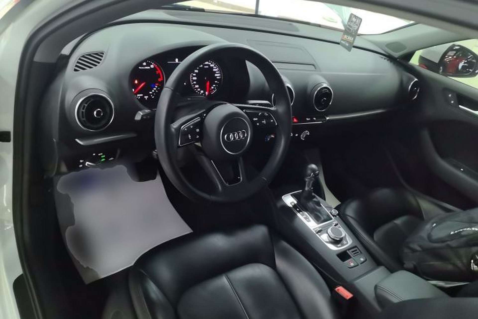 Used Audi A3 2020 Restyled Sportback 35 TFSI Entry-Level China VI Emission Standard Center Console
