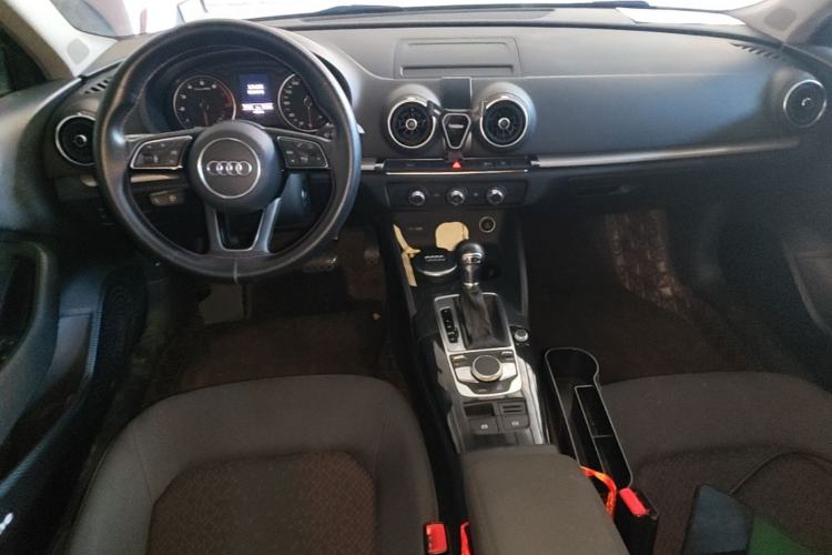 Used Audi A3 2020 Sportback 35 TFSI Ambition China VI Center Console