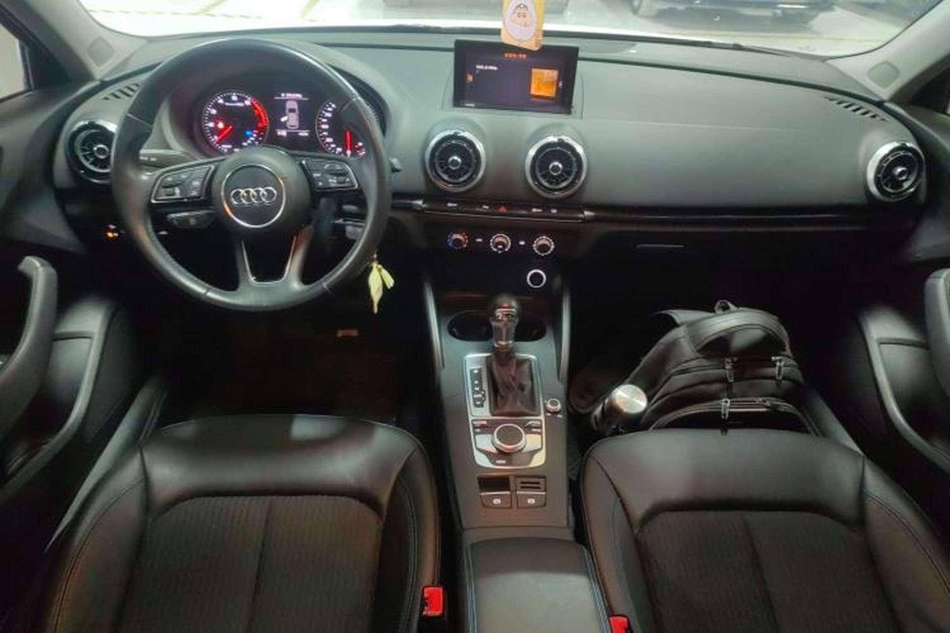 Used Audi A3 2020 Sportback 35 TFSI Fashion Edition China VI Emission Standard Center Console