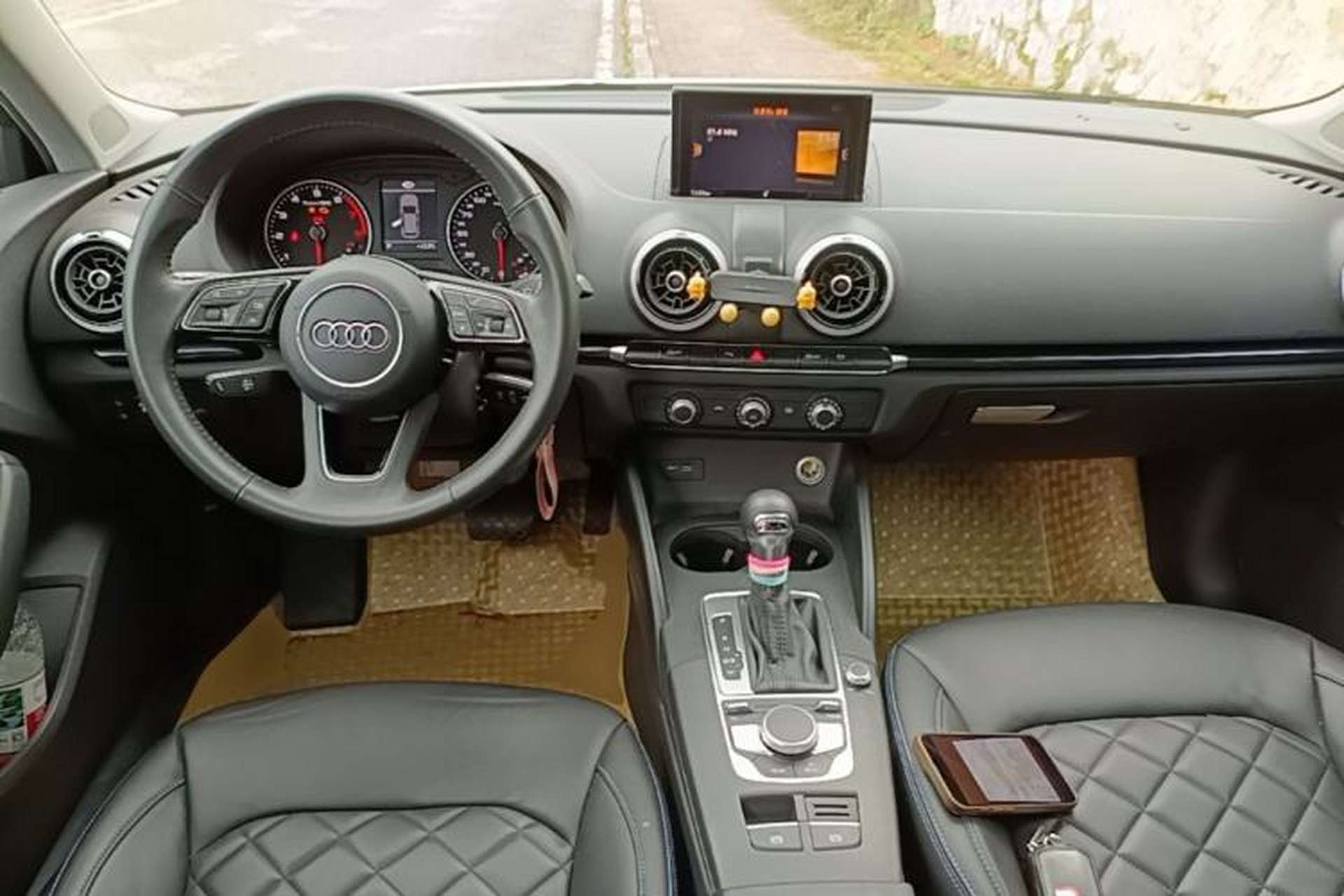 Used Audi A3 2020 Sportback 35 TFSI Fashion Edition China VI Emission Standard Center Console