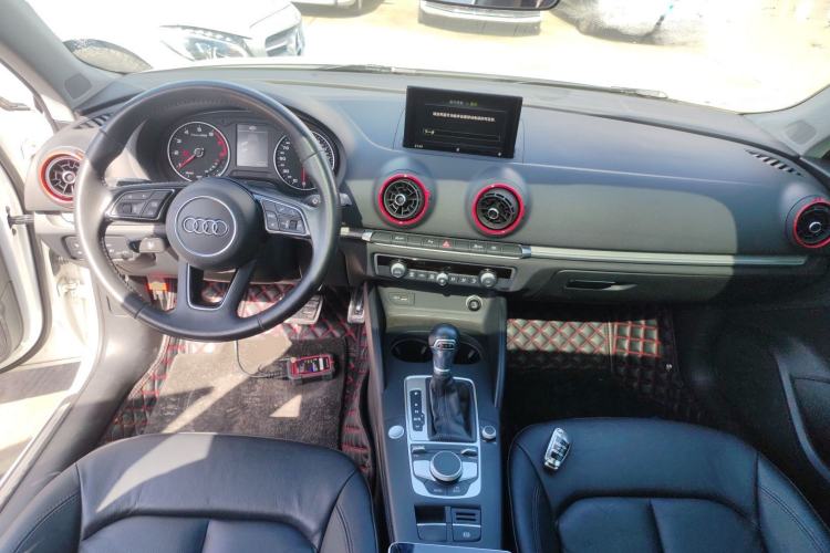 Used Audi A3 2020 Sportback 35 TFSI Style Edition China VI Emission Standard Center Console