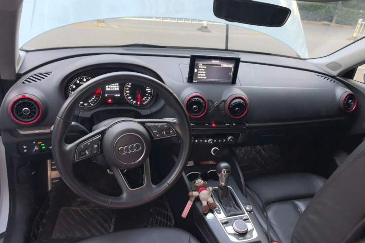 Used Audi A3 2020 Sportback 35 TFSI Style Edition China VI Emission Standard Center Console
