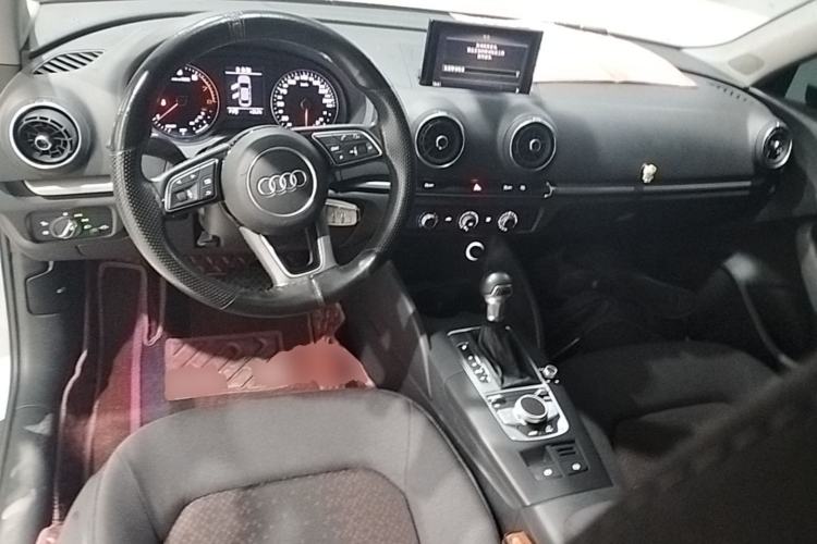 Used Audi A3 2020 Restyled Limousine 35 TFSI Ambition Version China VI Center Console