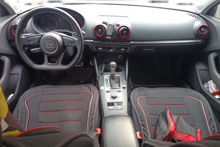 Used Audi A3 2020 Limousine 35 TFSI Sporty Version China VI Center Console