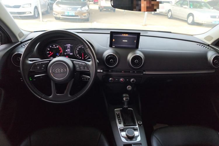 Used Audi A3 2020 Restyled Limousine 35 TFSI Ambition Version China VI Center Console