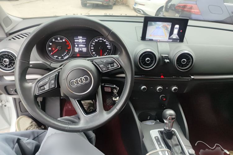 Used Audi A3 2020 Sportback 35 TFSI Ambition China VI Center Console