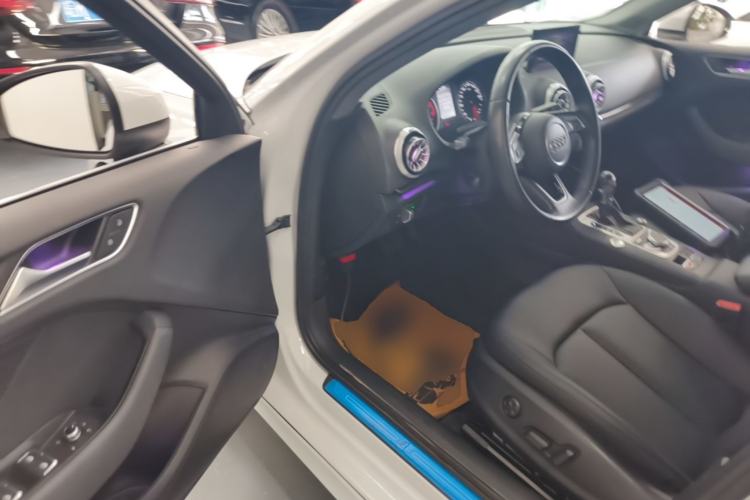 Used Audi A3 2020 Limousine 35 TFSI Fashion Edition China VI Emission Standard Driver Seat
