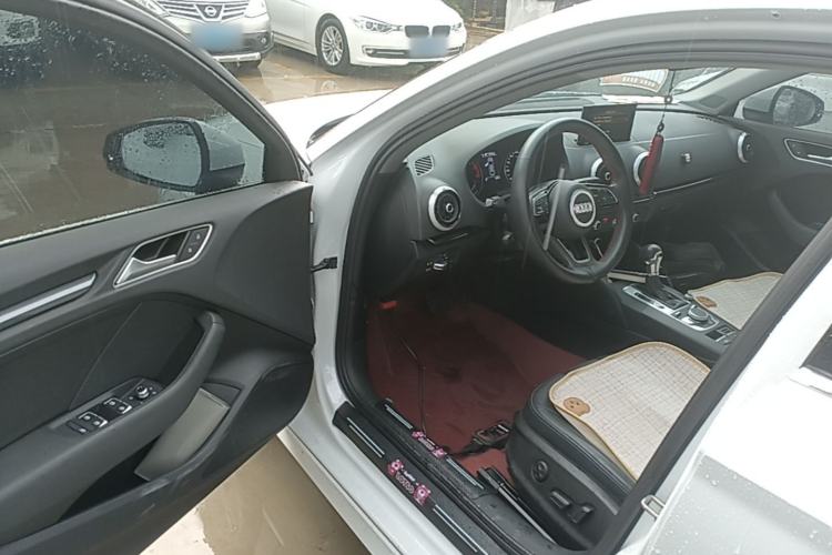 Used Audi A3 2020 Limousine 35 TFSI Fashion Edition China VI Emission Standard Driver Seat