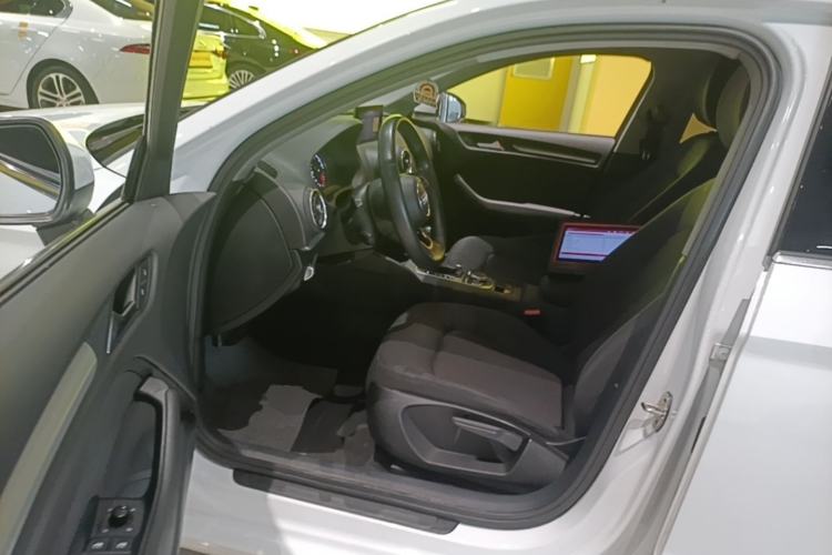 Used Audi A3 2020 Restyled Limousine 35 TFSI Ambition Version China VI Driver Seat
