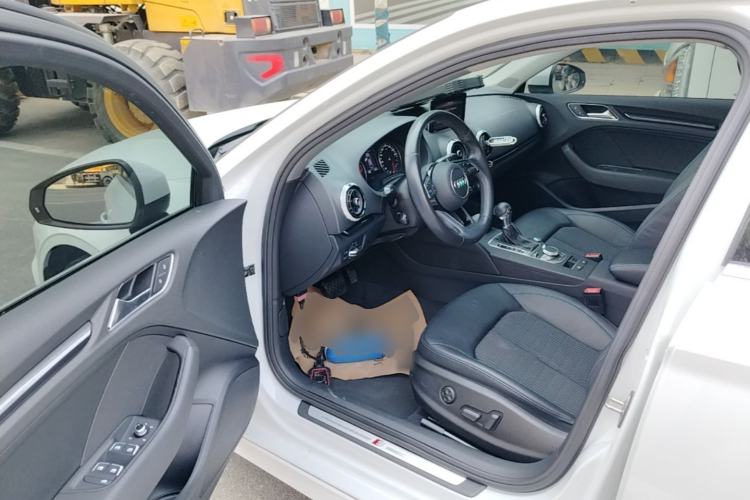 Used Audi A3 2020 Limousine 35 TFSI Fashion Edition China VI Emission Standard Driver Seat