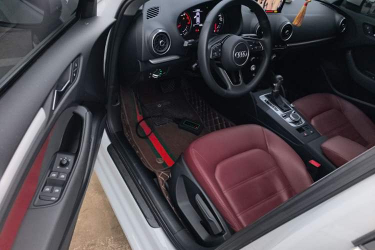 Used Audi A3 2020 Sportback 35 TFSI Ambition China VI Driver Seat