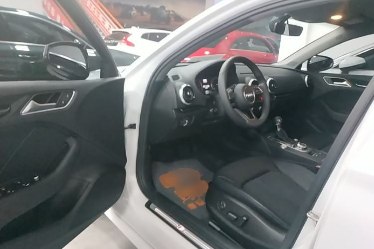 Used Audi A3 2020 Limousine 35 TFSI Fashion Edition China VI Emission Standard Driver Seat