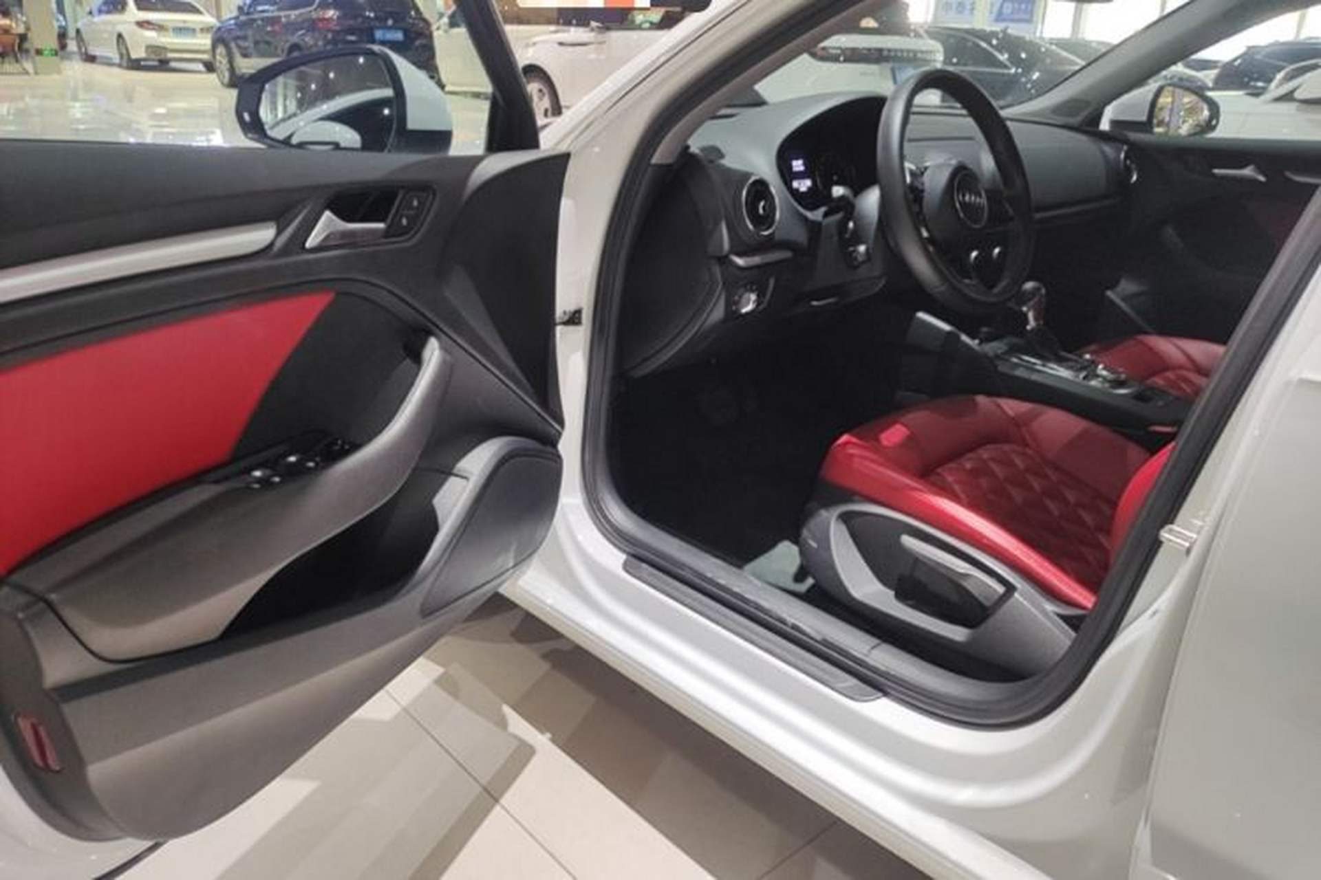 Used Audi A3 2020 Restyled Sportback 35 TFSI Entry-Level China VI Emission Standard Driver Seat