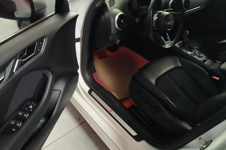 Used Audi A3 2020 Limousine 35 TFSI Fashion Edition China VI Emission Standard Driver Seat