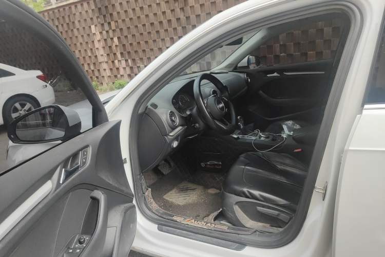 Used Audi A3 2020 Sportback 35 TFSI Ambition China VI Driver Seat