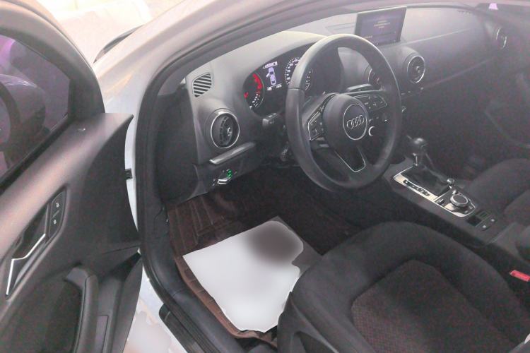 Used Audi A3 2020 Restyled Limousine 35 TFSI Ambition Version China VI Driver Seat