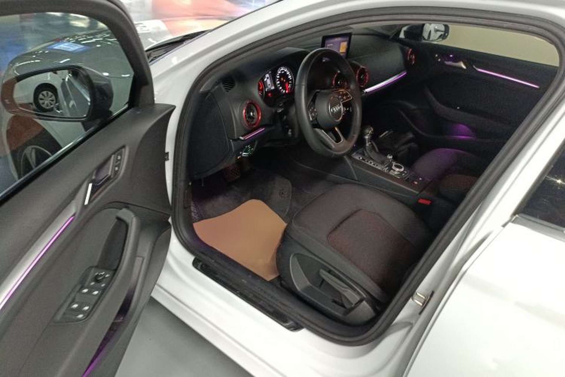 Used Audi A3 2020 Limousine 35 TFSI Ambition China VI Driver Seat