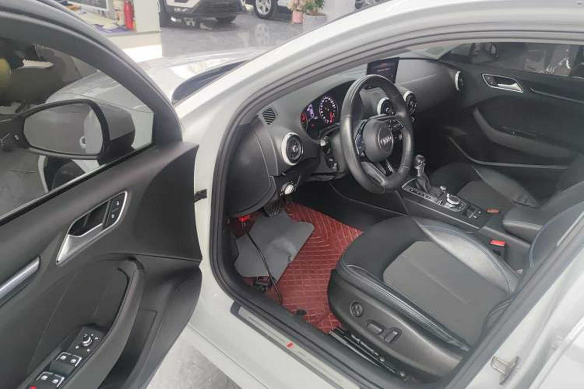 Used Audi A3 2020 Limousine 35 TFSI Fashion Edition China VI Emission Standard Driver Seat