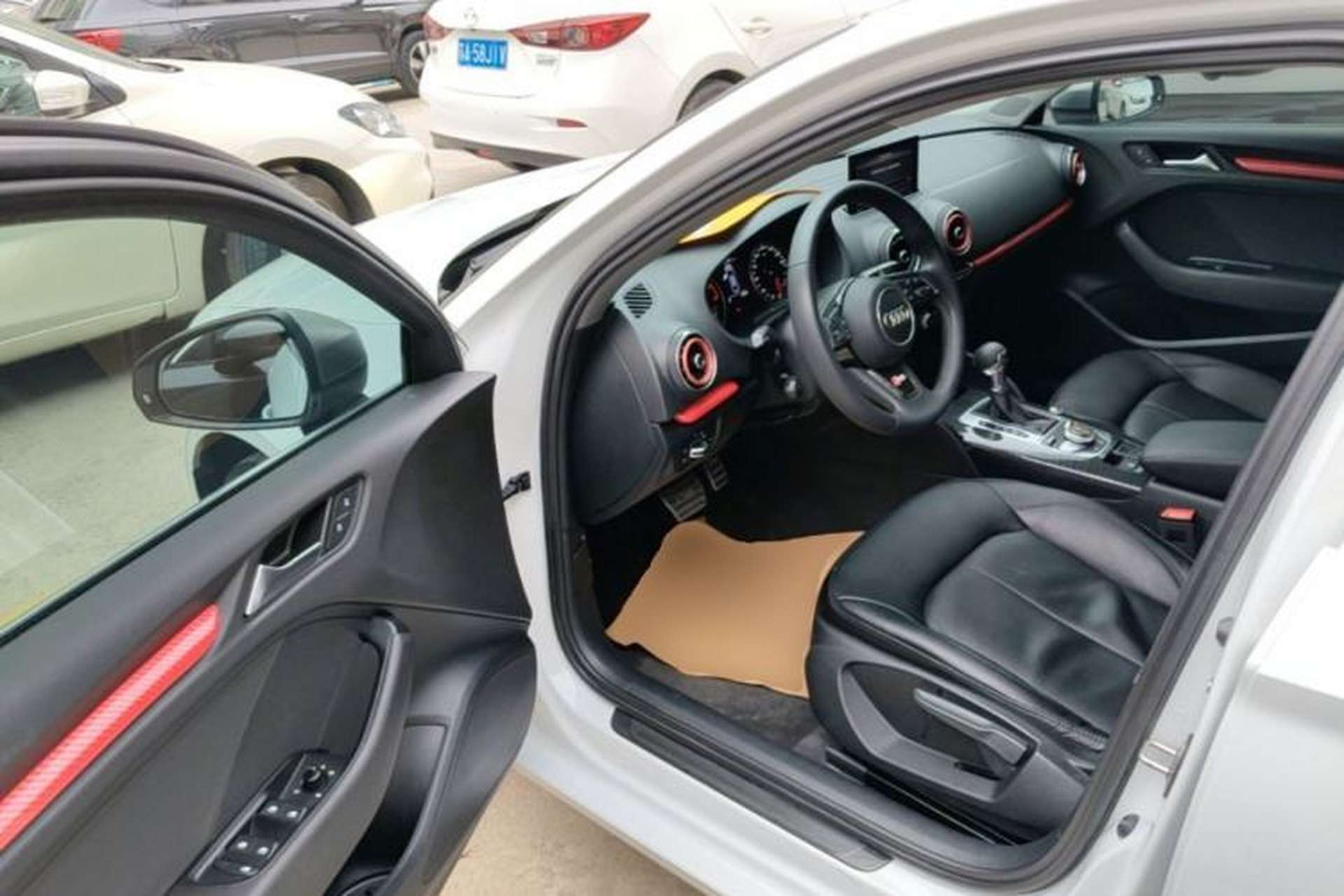 Used Audi A3 2020 Limousine 35 TFSI Ambition China VI Driver Seat