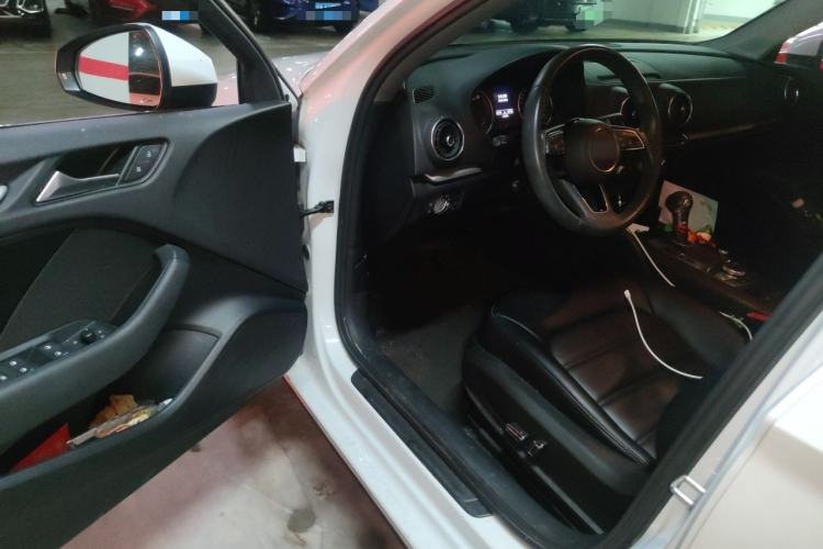 Used Audi A3 2020 Limousine 35 TFSI Ambition China V Driver Seat