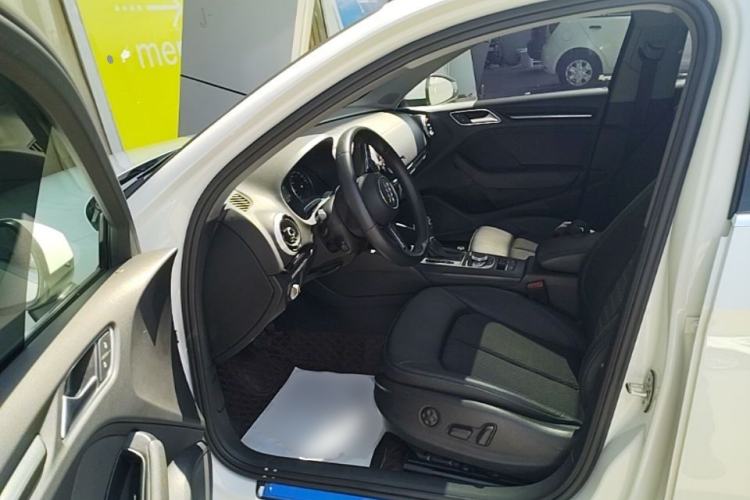 Used Audi A3 2020 Limousine 35 TFSI Fashion Edition China VI Emission Standard Driver Seat