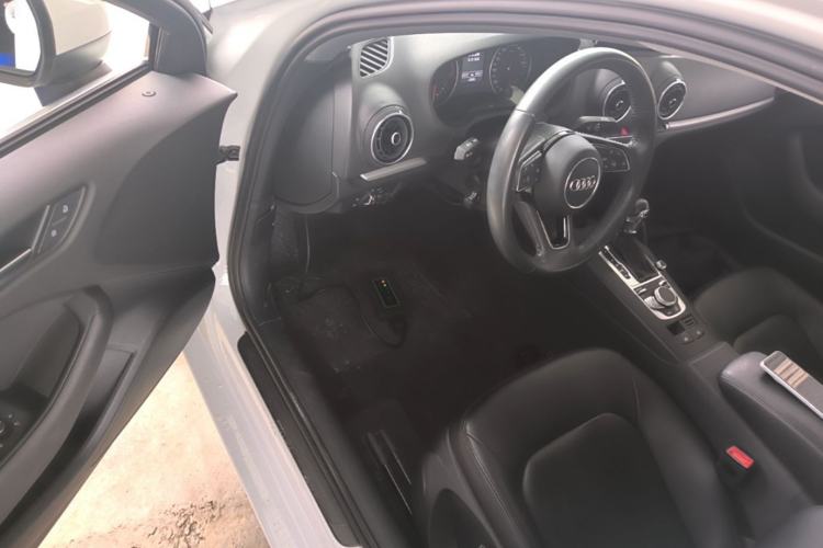 Used Audi A3 2020 Restyled Limousine 35 TFSI Ambition Version China VI Driver Seat
