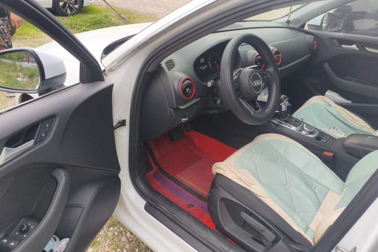 Used Audi A3 2020 Sportback 35 TFSI Ambition China VI Driver Seat