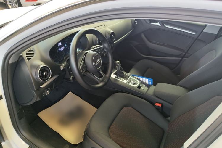 Used Audi A3 2020 Sportback 35 TFSI Ambition China VI Driver Seat