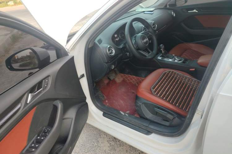 Used Audi A3 2020 Restyled Sportback 35 TFSI Entry-Level China VI Emission Standard Driver Seat