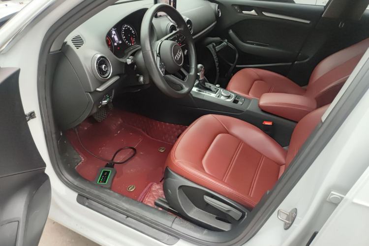 Used Audi A3 2020 Sportback 35 TFSI Ambition China VI Driver Seat