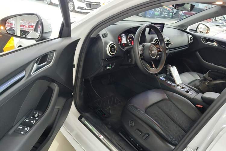 Used Audi A3 2020 Limousine 35 TFSI Fashion Edition China VI Emission Standard Driver Seat