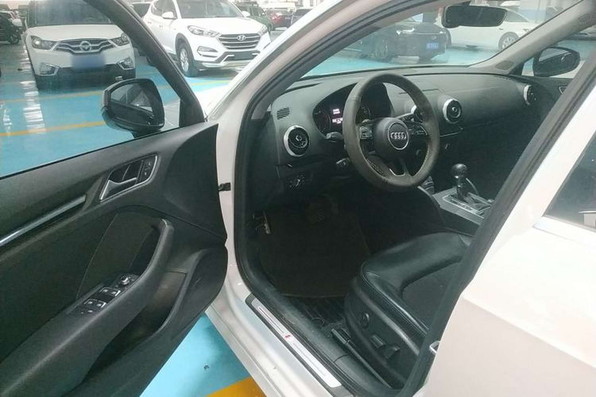 Used Audi A3 2020 Sportback 35 TFSI Fashion Edition China VI Emission Standard Driver Seat