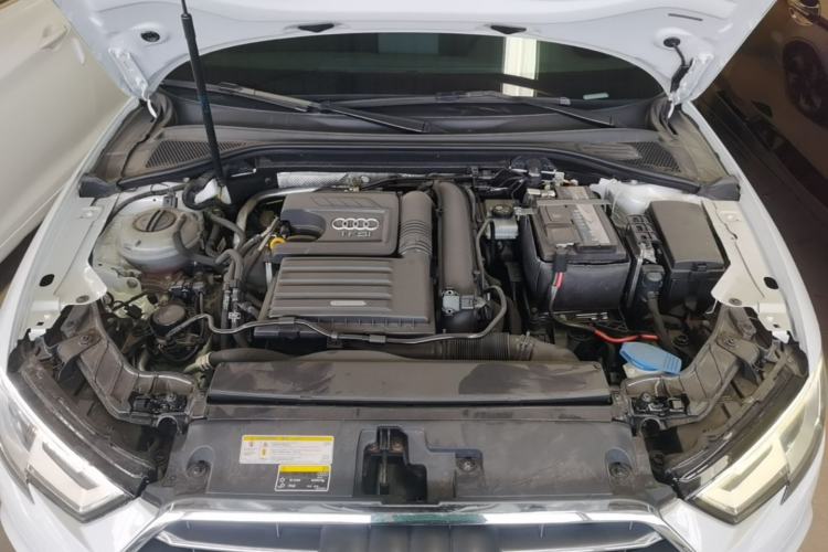 Used Audi A3 2020 Limousine 35 TFSI Ambition China VI Engine Bay