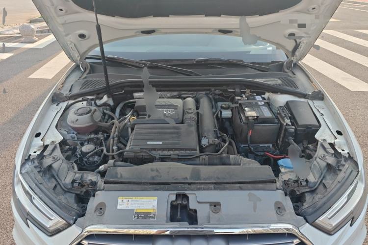 Used Audi A3 2020 Limousine 35 TFSI Fashion Edition China VI Emission Standard Engine Bay