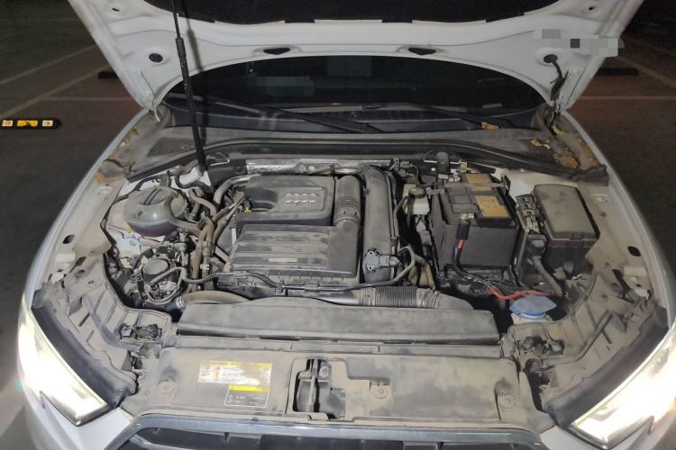 Used Audi A3 2020 Sportback 35 TFSI Ambition China VI Engine Bay