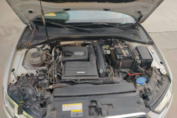 Used Audi A3 2020 Limousine 35 TFSI Ambition China V Engine Bay