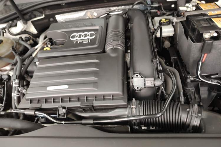 Used Audi A3 2020 Restyled Sportback 35 TFSI Entry-Level China VI Emission Standard Engine Bay