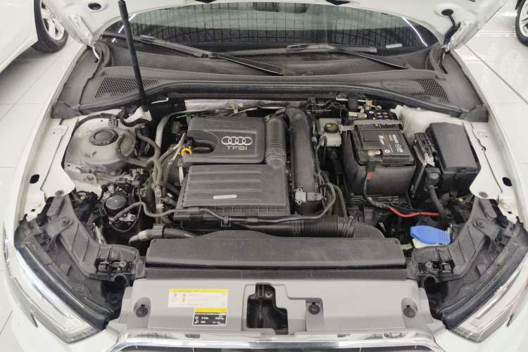 Used Audi A3 2020 Limousine 35 TFSI Style Edition China VI Emission Standard Engine Bay