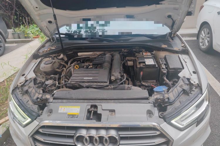 Used Audi A3 2020 Limousine 35 TFSI Fashion Edition China VI Emission Standard Engine Bay