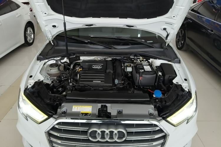 Used Audi A3 2020 Limousine 35 TFSI Fashion Edition China VI Emission Standard Engine Bay