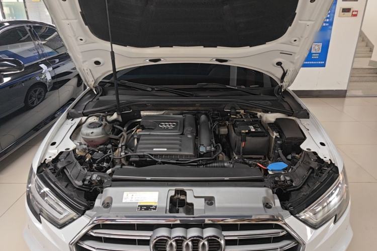Used Audi A3 2020 Limousine 35 TFSI Fashion Edition China VI Emission Standard Engine Bay