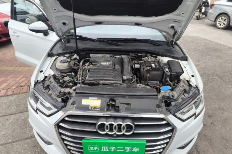 Used Audi A3 2020 Limousine 35 TFSI Ambition China VI Engine Bay