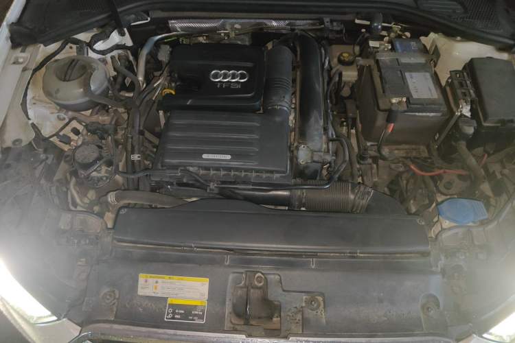 Used Audi A3 2020 Sportback 35 TFSI Ambition China VI Engine Bay
