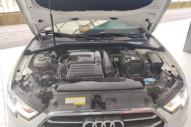 Used Audi A3 2020 Restyled Limousine 35 TFSI Ambition Version China VI Engine Bay