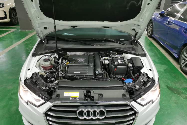 Used Audi A3 2020 Restyled Sportback 35 TFSI Entry-Level China VI Emission Standard Engine Bay