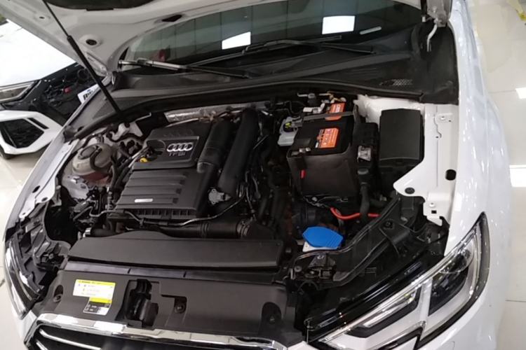 Used Audi A3 2020 Restyled Sportback 35 TFSI Entry-Level China VI Emission Standard Engine Bay