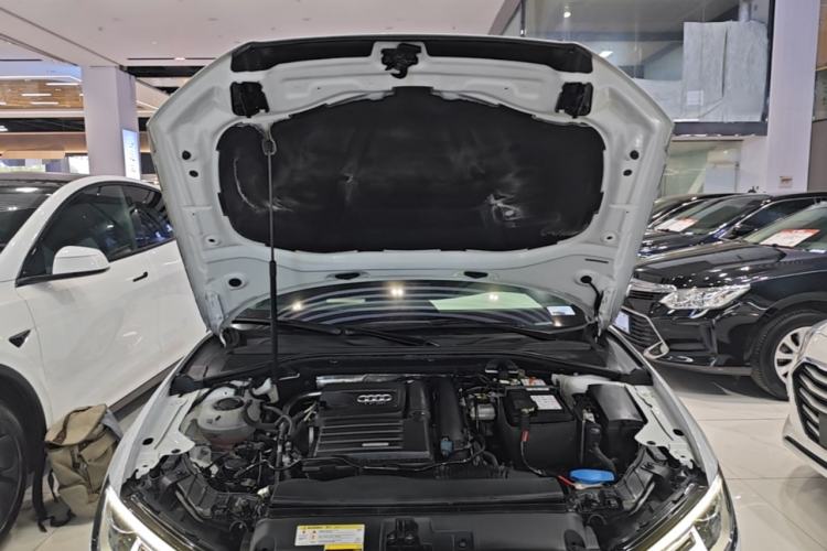 Used Audi A3 2020 Restyled Limousine 35 TFSI Ambition Version China VI Engine Bay